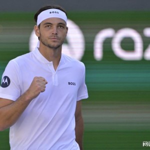 世界杯客户端安装说明-弗里茨不顾形象上演膝盖断拍神技，丰塞卡入选劳伦斯突破奖惹争议